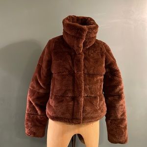 Brand new Abercrombie & Fitch Faux Fur Mini Puffer